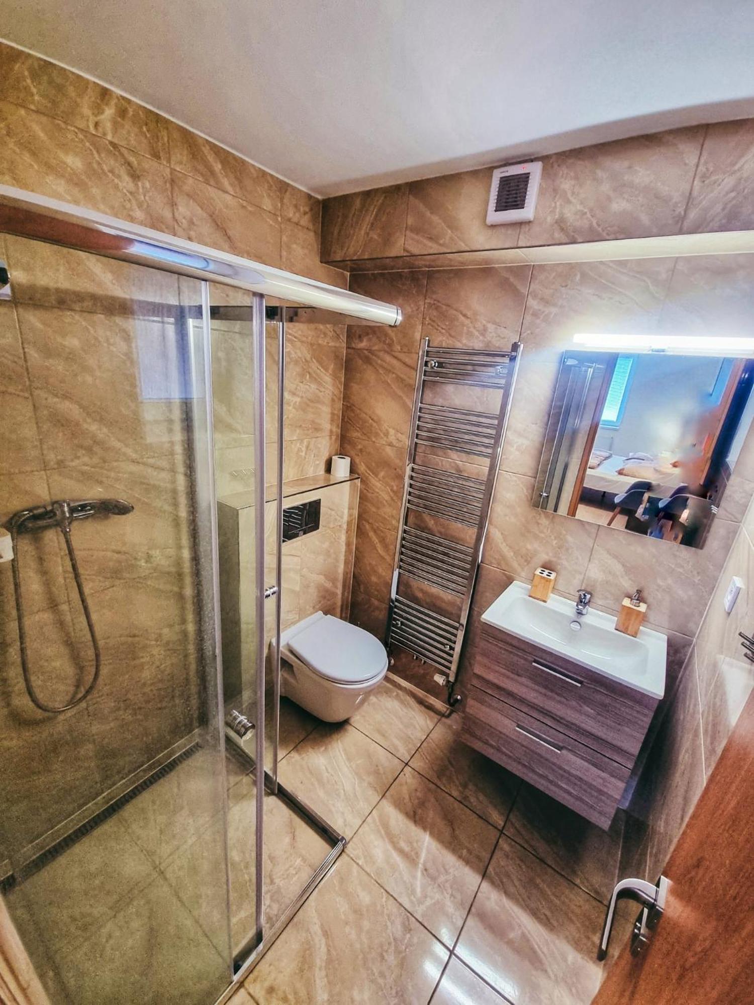 Ubytovani U Parku Lednice Exteriör bild